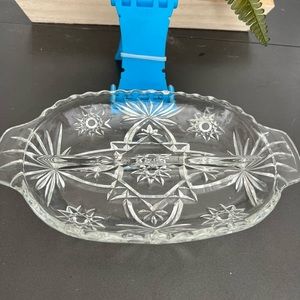 Lead crystal with center divider